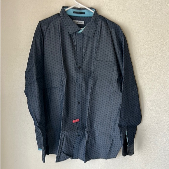 NWOT Tommy Bahama Black Casual Button Down Shirt with Subtle Pattern - Picture 1 of 10